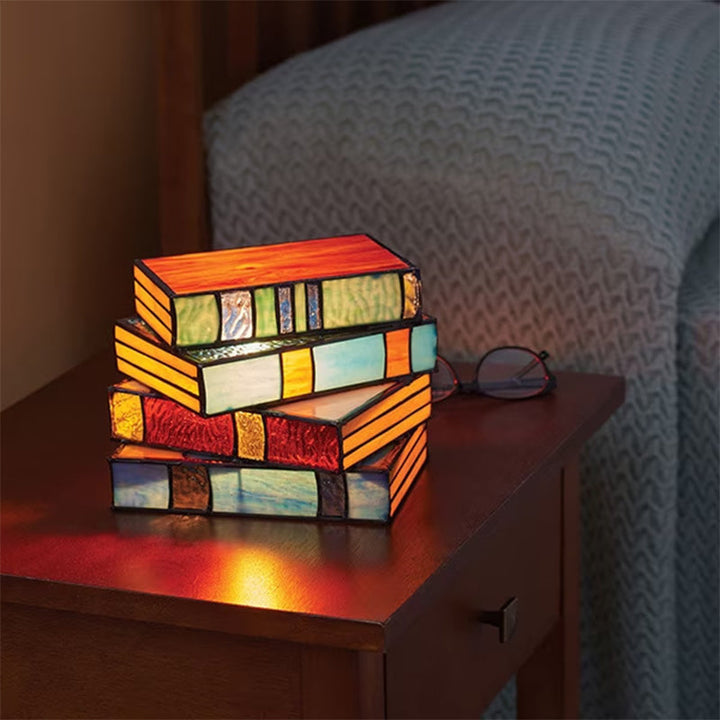 Farget glass stablet bøker lampe | Luvikno