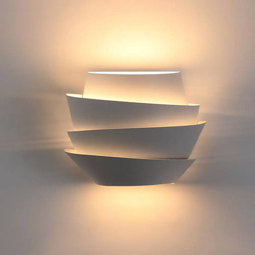 Luvikno | NordGlow Dual Light Wall Sconce – Skandinavisk Stil Jern Vegglampe for Moderne Interiører