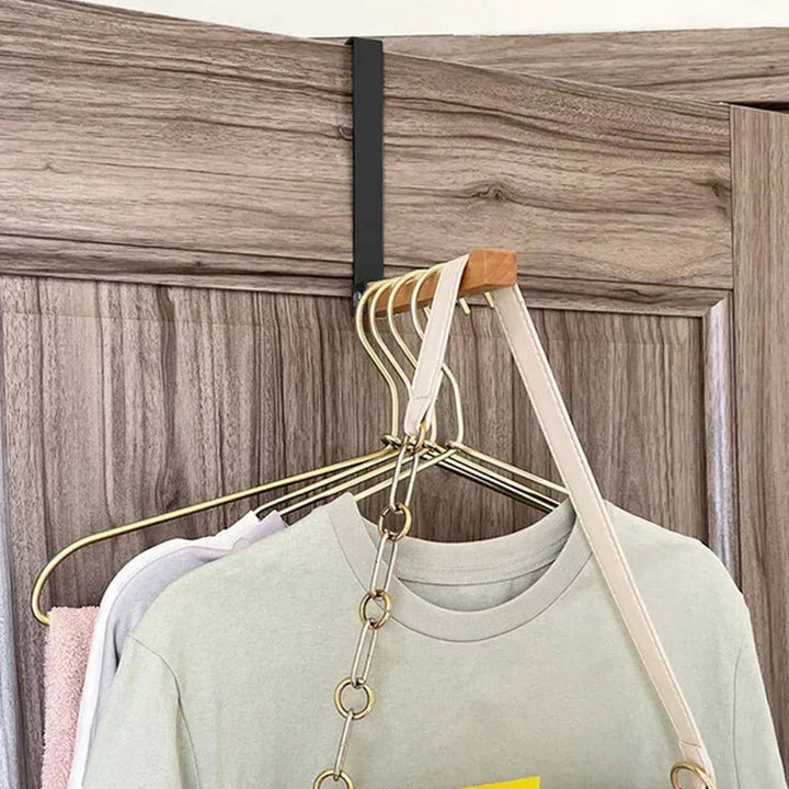 Luvikno | HangClothes – Den sammenleggbare premium dørkroken!