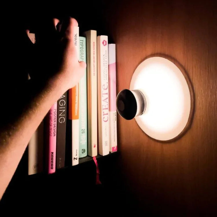 LED vegglampe med oppladbart sugefeste Luvikno