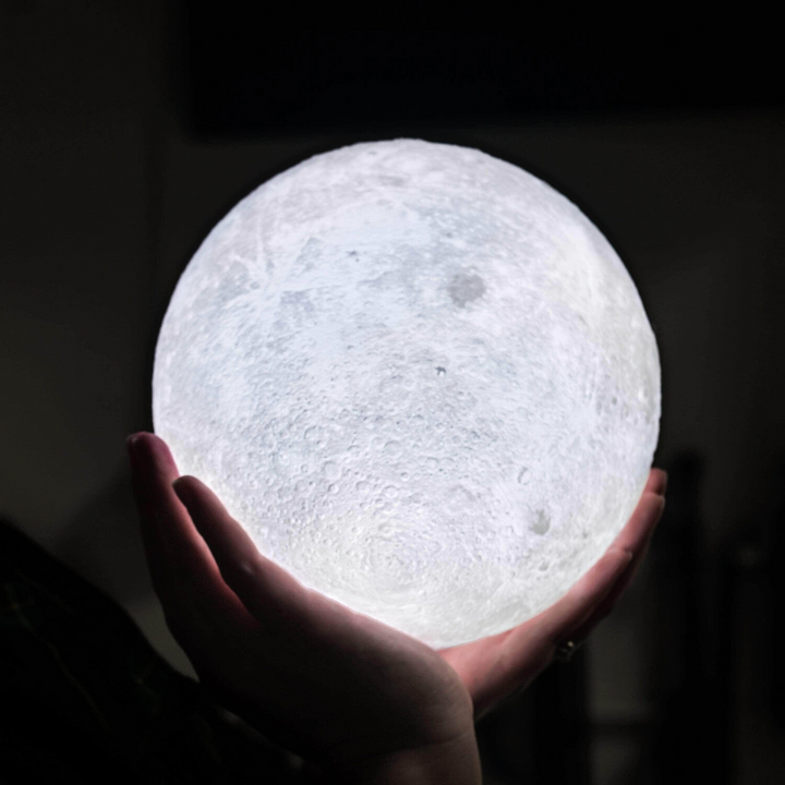 Luvikno | Moon lampe - Lunar - Oppladbar - Berøringskontroll