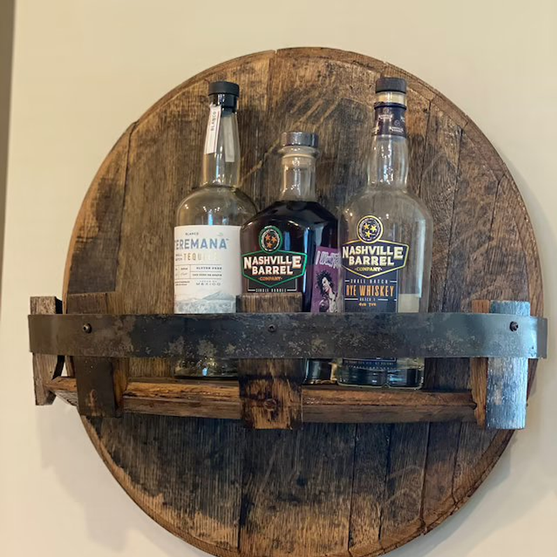 Whiskeyfat Vegghylle | Rustikk Massivtre-Design | Rund