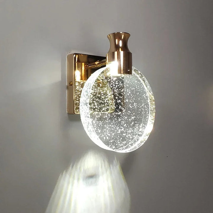 Elegant vegglampe for krevende belysning | Luvikno