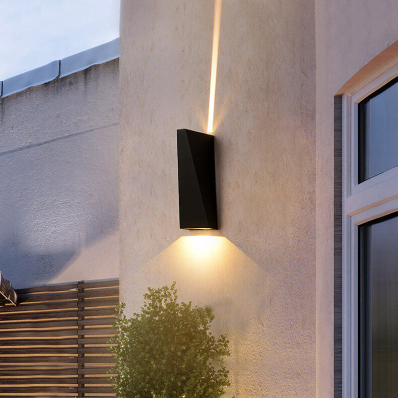 Enkel trapezoidal utendørs vanntett LED 2-lamputendørslampe | Luvikno