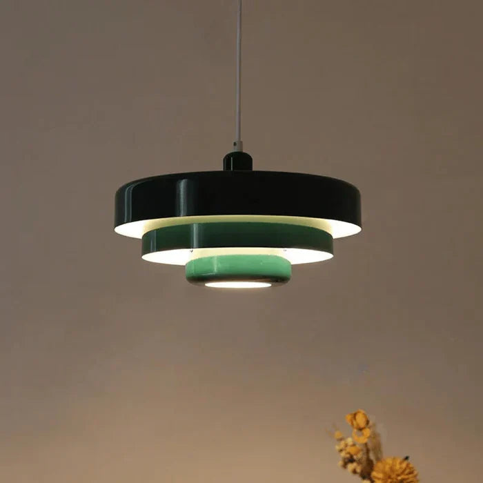 Vintage LED-Pendellampe | Flerlags metall i nordisk design | Fler farger