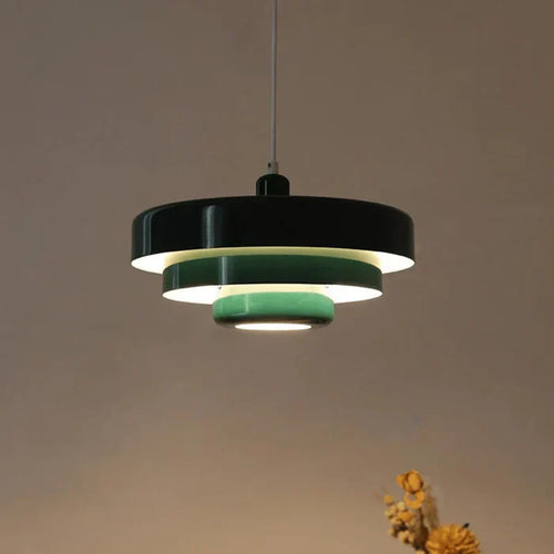 Vintage LED-Pendellampe | Flerlags metall i nordisk design | Fler farger