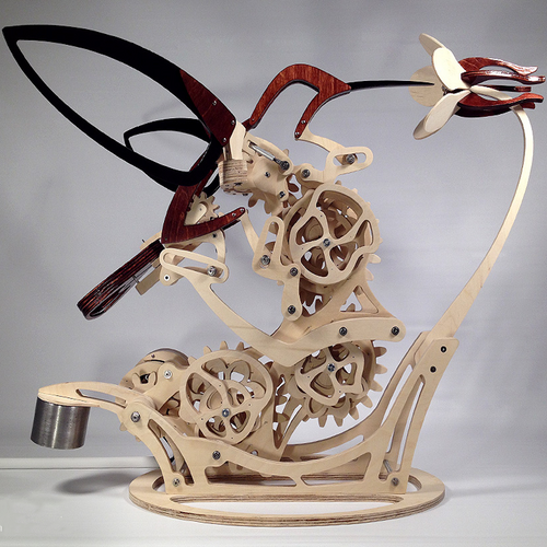 Treet kunstig kolibri skulptur Luvikno