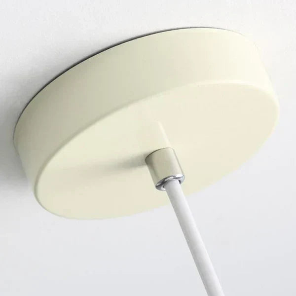 Luvikno | FlowerGlow Pendant - Elegant kremfarget pendant for varme atmosfæriske interiører