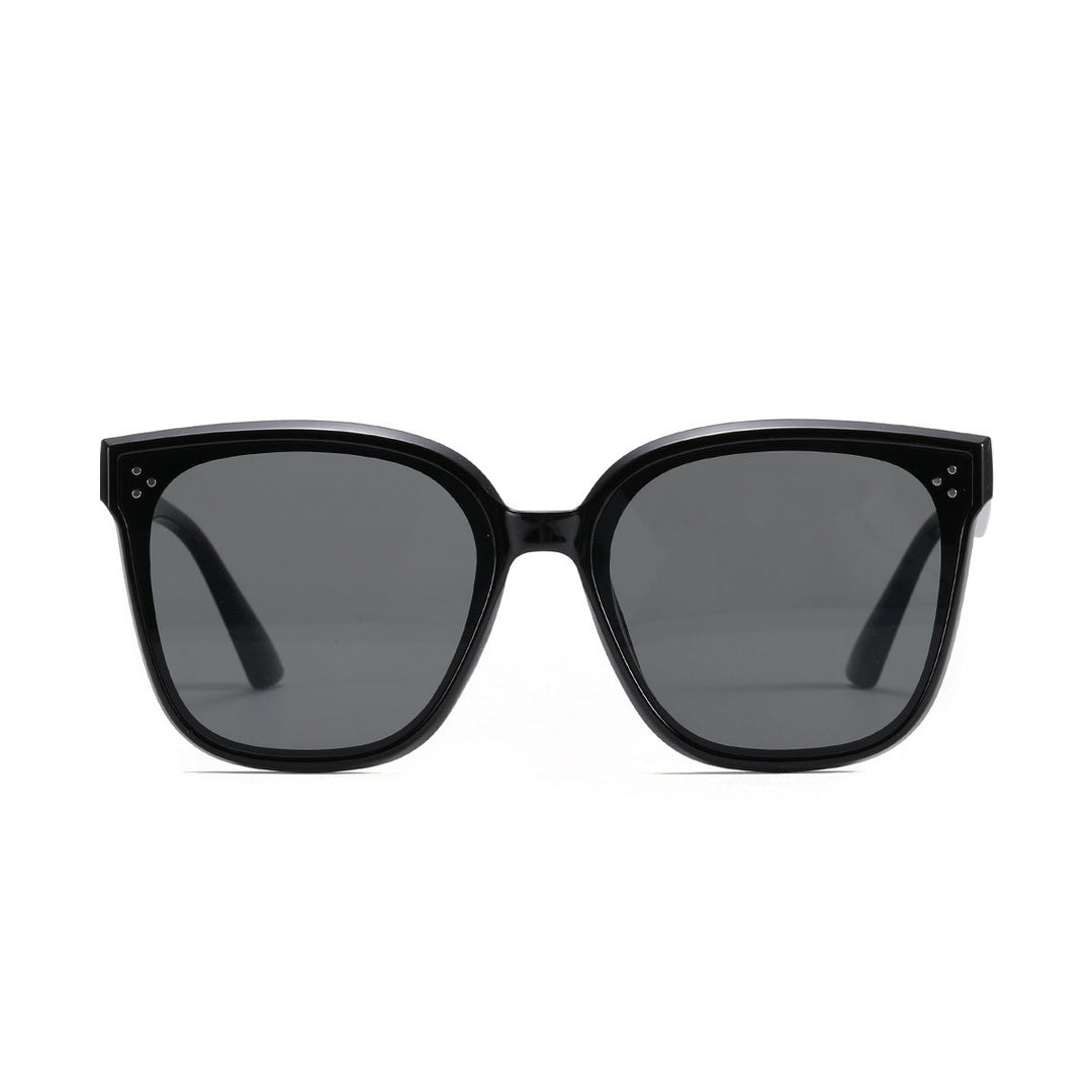 Dame moteriktig solbrille med gjennomsiktig aksent Luvikno