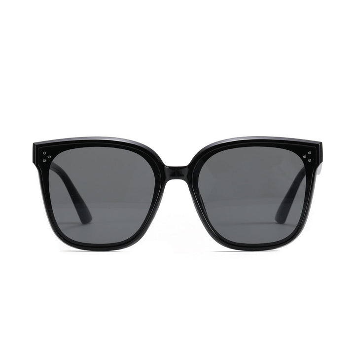Dame moteriktig solbrille med gjennomsiktig aksent Luvikno