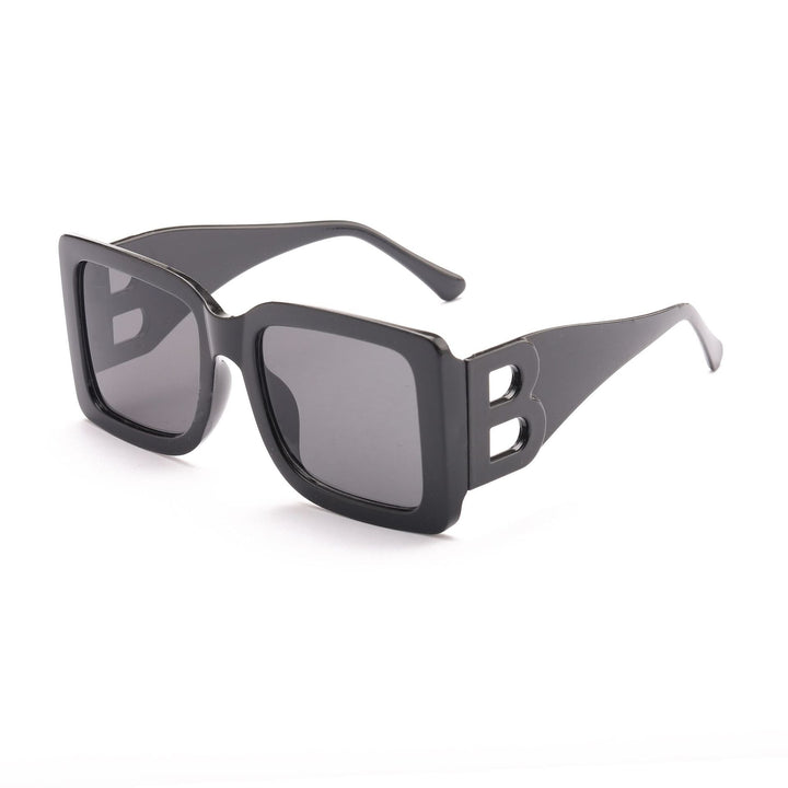 Dame oversized solbrille i elegant design Luvikno