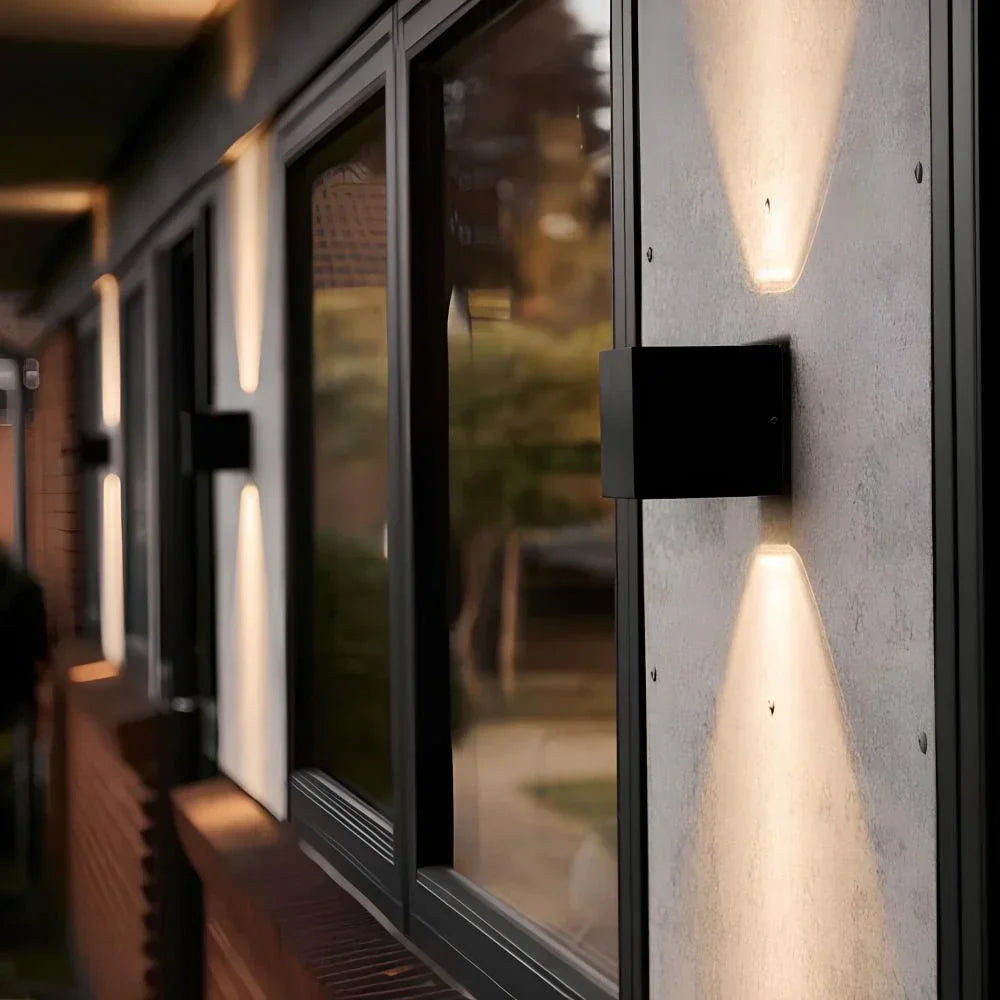 Moderne svart aluminium vegglampe Luvikno