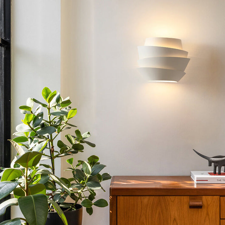 Luvikno | NordGlow Dual Light Wall Sconce – Skandinavisk Stil Jern Vegglampe for Moderne Interiører