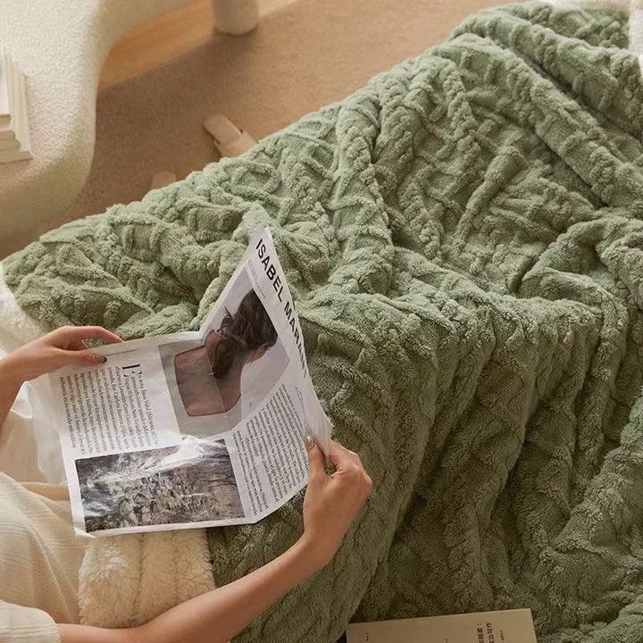 Luvikno | Tykk lammeull vinter fleece teppe - LuxyCozy