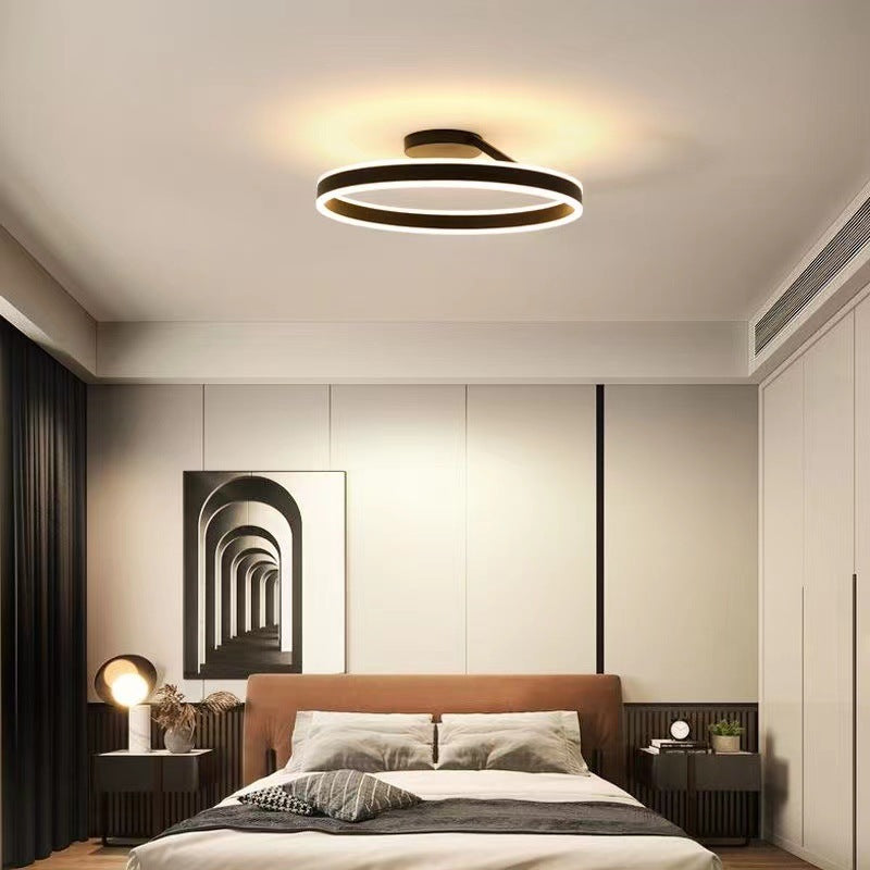 Luvikno | RadiantGlimmer Taklampe - Luksuriøs gull LED-belysning med metallelementer