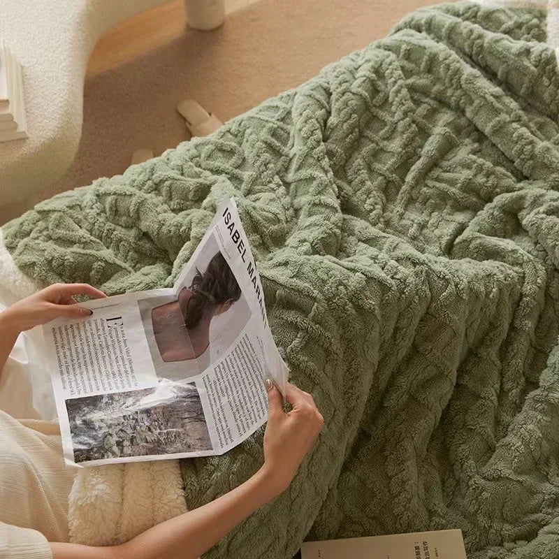 Luvikno | WarmWool Tykk Lammeullteppe Vinterkomfort og Varme