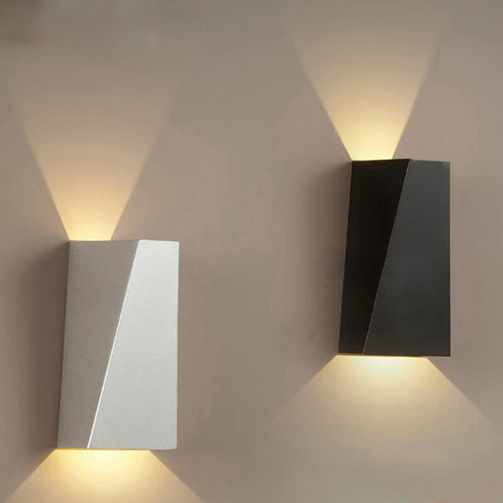 LumiNest - Moderne LED Vegglampe for Hjemmet Luvikno