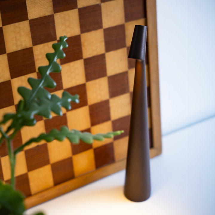 Bordlampe Moderne Rød Metall LED Lys Luvikno