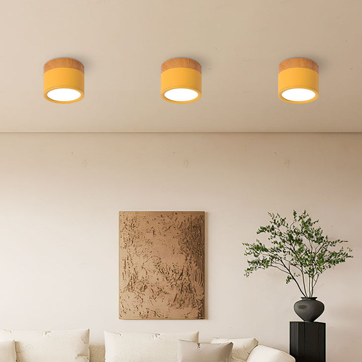 Taklampe med rosa flush trefinish Luvikno