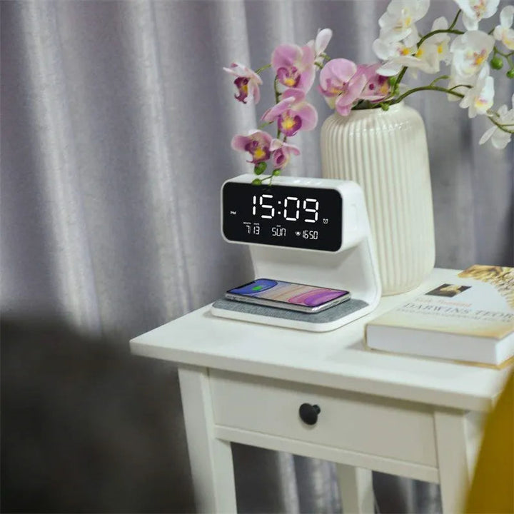Lampe med klokke 3 i 1 | Luvikno