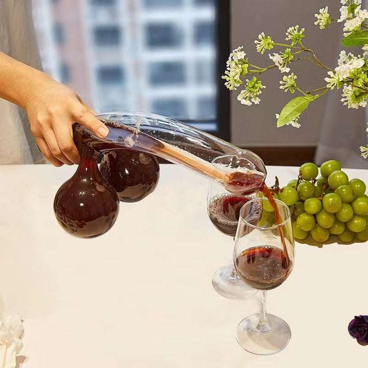 Luvikno | Unik Glasskaraffel (650 ml) – Moteinspirert Dekanter for Drikkevarer