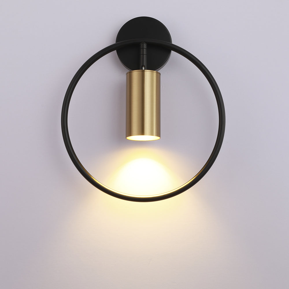 FlammeLuxe – Elegant Gull Vegglampe for Ambient Belysning Luvikno