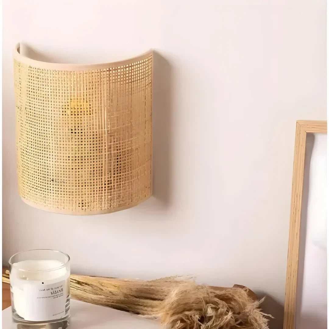 Luvikno | Moderne Flettet Rattan Vegglampe