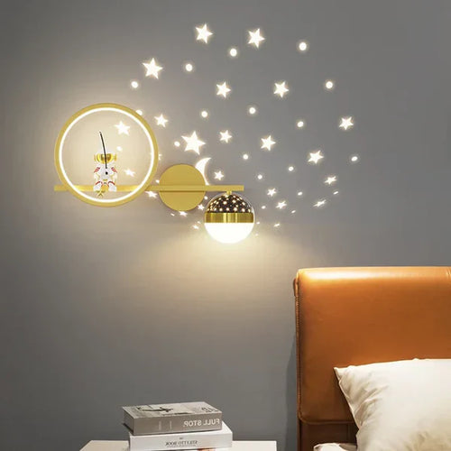 Vegglampe for barnerom - GlowNest | Luvikno