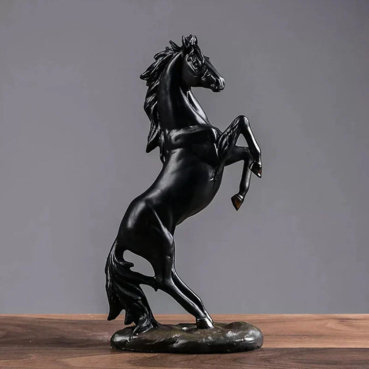 Stående Hest Ornament Luvikno