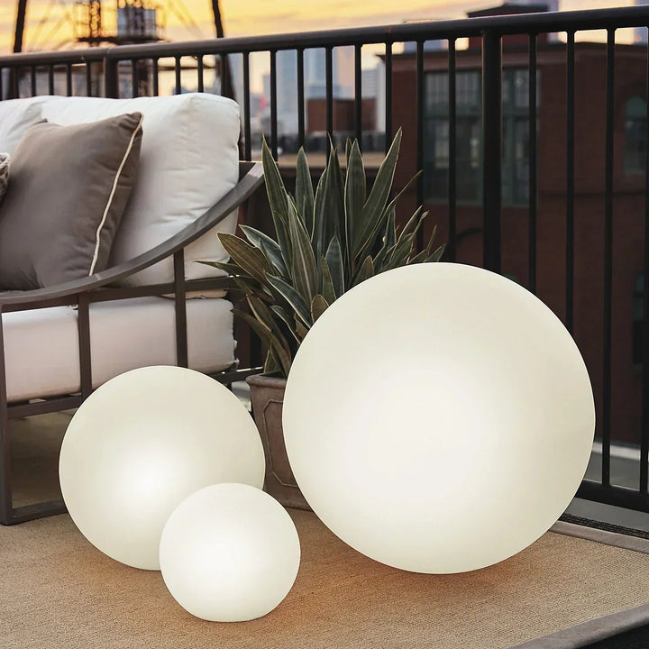 Flerfarget LED kule hage lampe med fjernkontroll | Luvikno