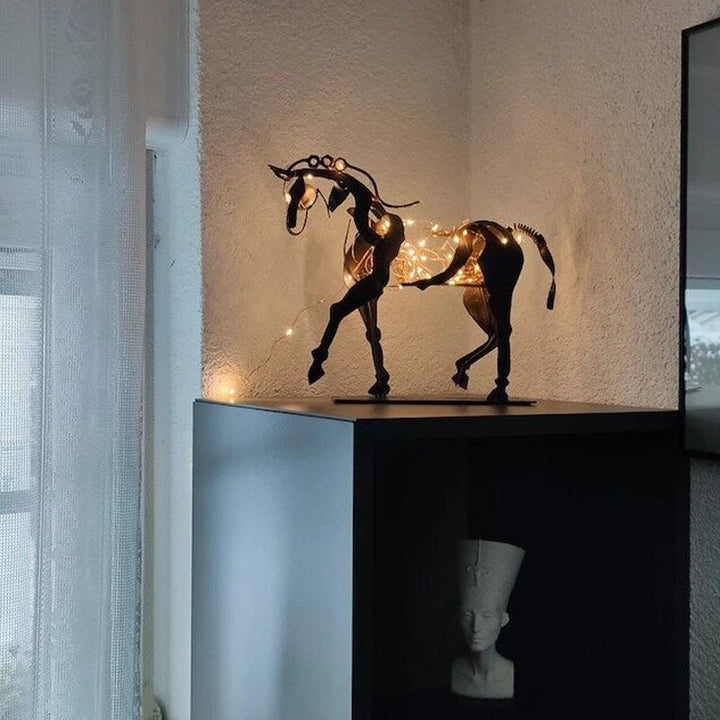 Skulptur Hest "Adonis" | Luvikno