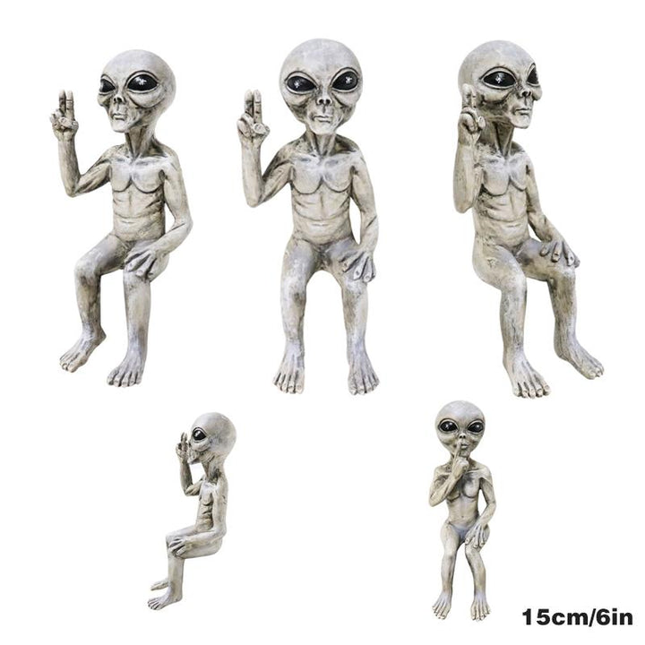Statue Garden Alien | Luvikno