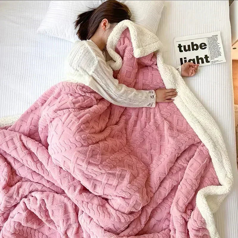 Luvikno | WarmWool Tykk Lammeullteppe Vinterkomfort og Varme
