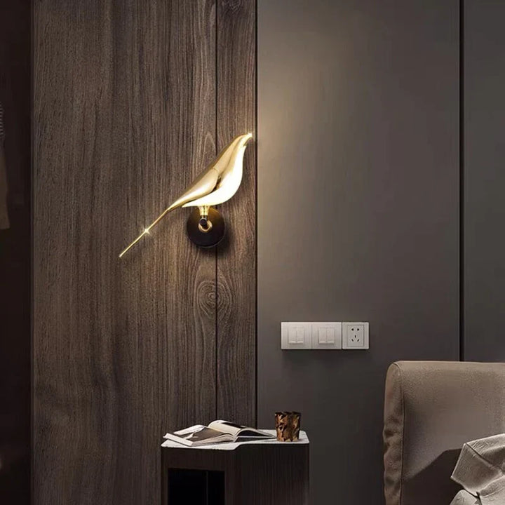 Gullfugl Vegglampe
