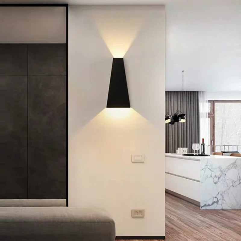 DualGlow - Tight LED Veggbelysning for Soverom & Hall Luvikno