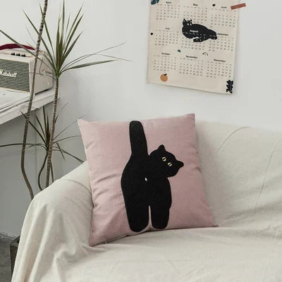 Black Cat & Garden Tufted Putekcase | Luvikno