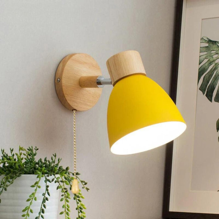 Elegant veggapplikasjon i tre - moderne og varmt design | Luvikno