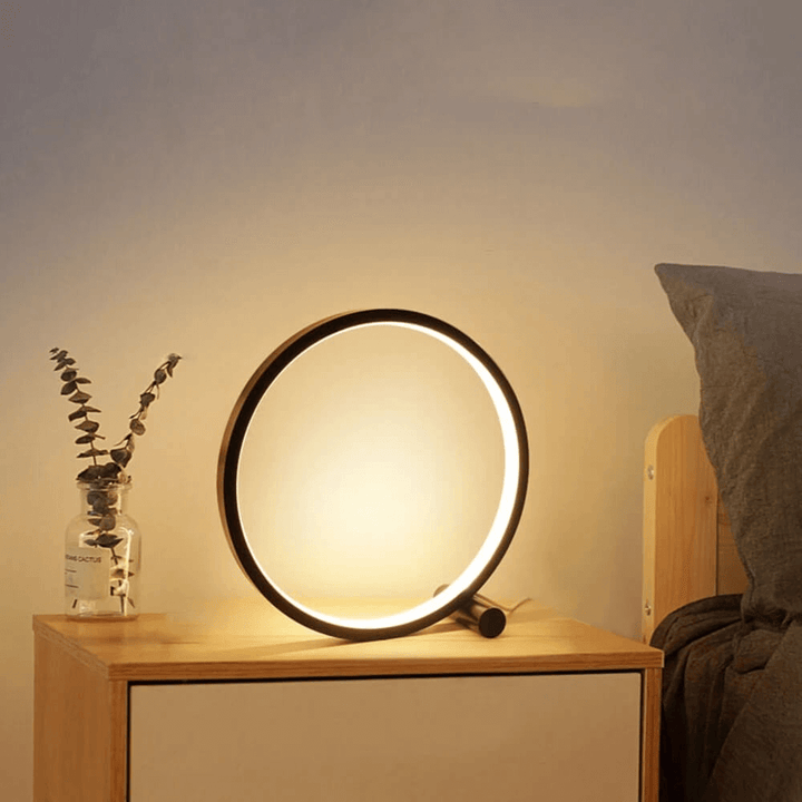 Minimalist Dimmbar Bordlampe - EclipseAura Lampe | Luvikno