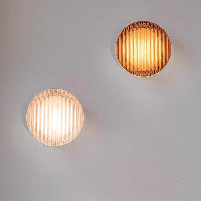 Moderne LED Vegglampe – Elegant Design for Stue og Soverom | Luvikno