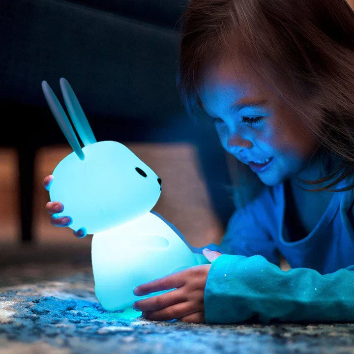 LED Nattlys for Barn – Dimmbar Nattlampe med -Design, USB Oppladbar, Berøringskontroll | Luvikno