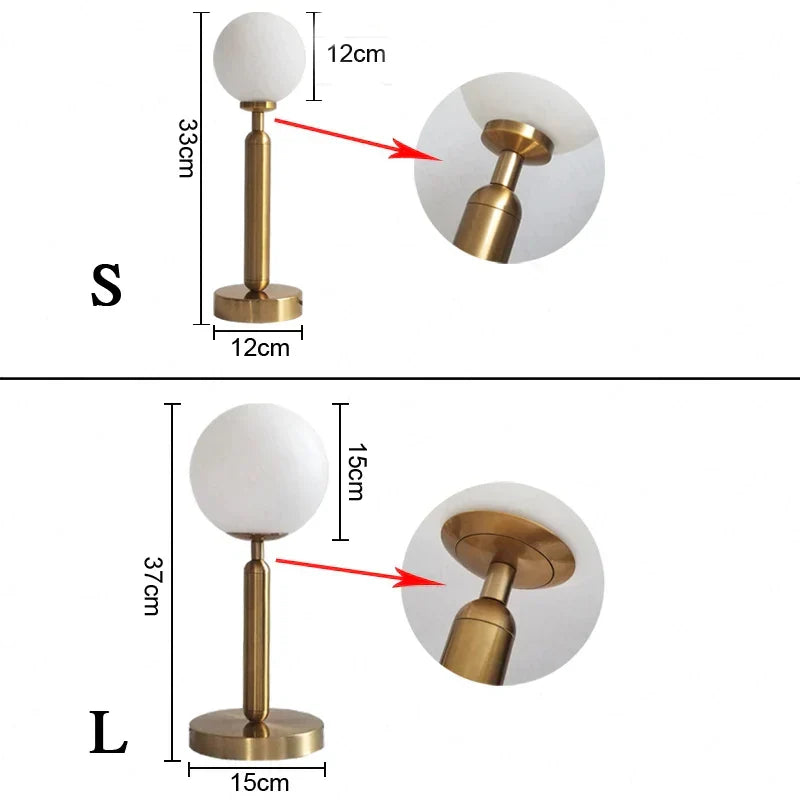 Luvikno | Stilfull messing- og glass LED bordlampe – GlowSphere