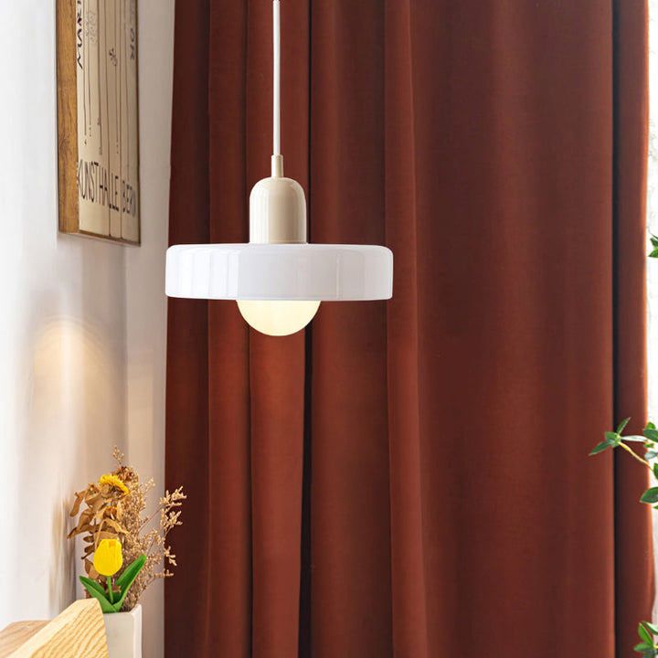 Fargerik Bauhaus-Stil Pendellampe - StiloGlas | Luvikno