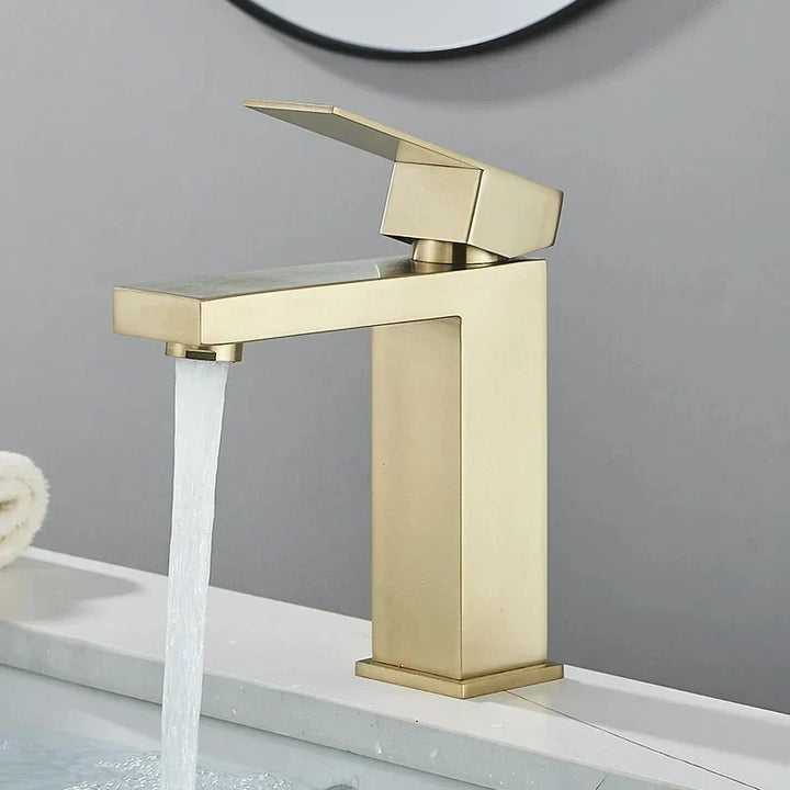 Luvikno | Moderne Svart-Sølv Kran - for Luksus Bathtub Opplevelse