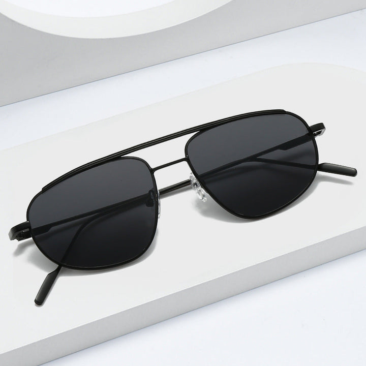 Dame Pilot-solbrille med fleksibel passform og UV-beskyttelse Luvikno