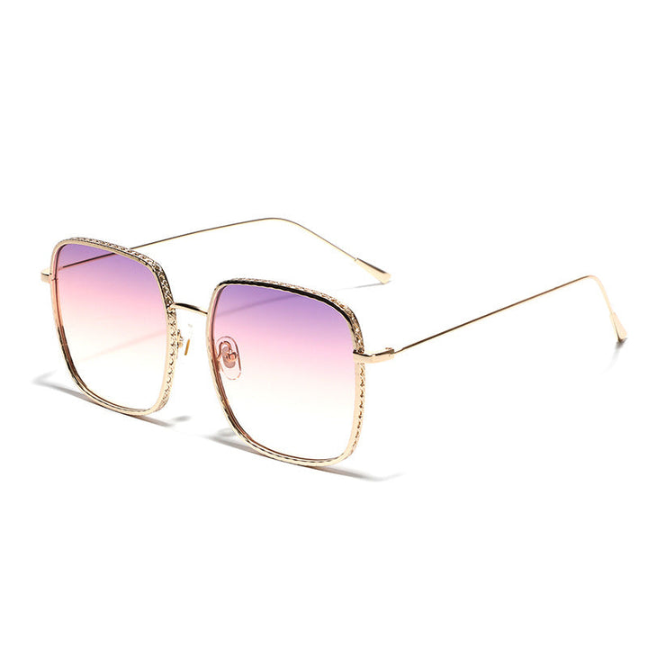 Damer oversized solbriller med elegante detaljer Luvikno