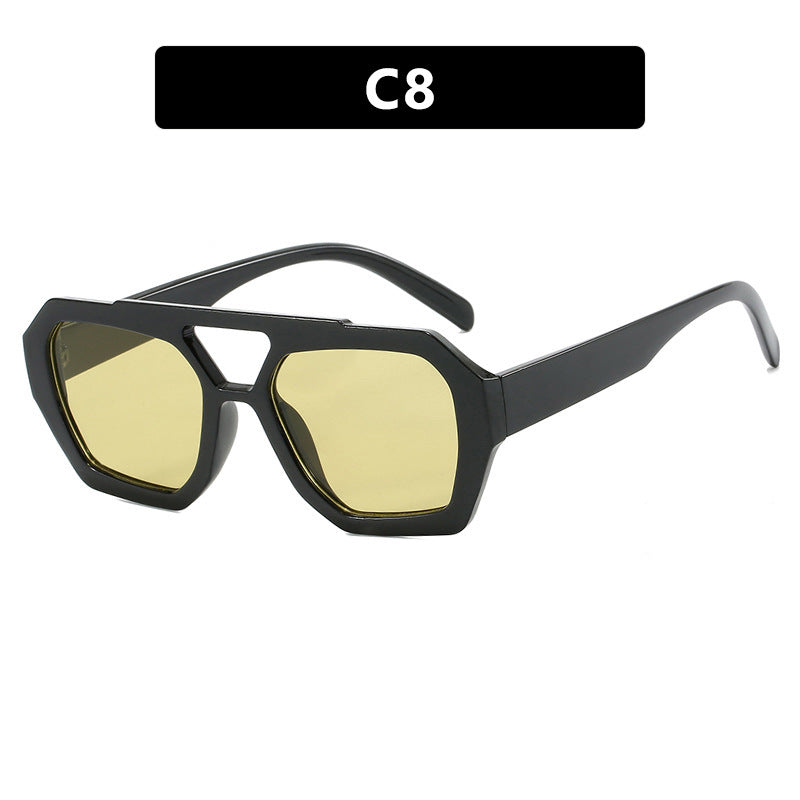 Dame geometrisk solbrille laget av robust plast med polarisert glass Luvikno