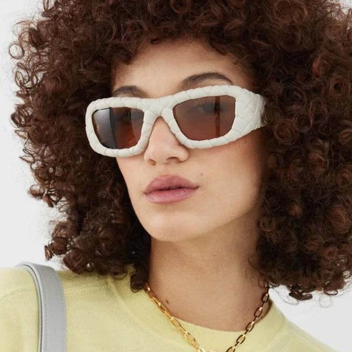 Dame ekstravagant solbrille med strukturert ramme Luvikno