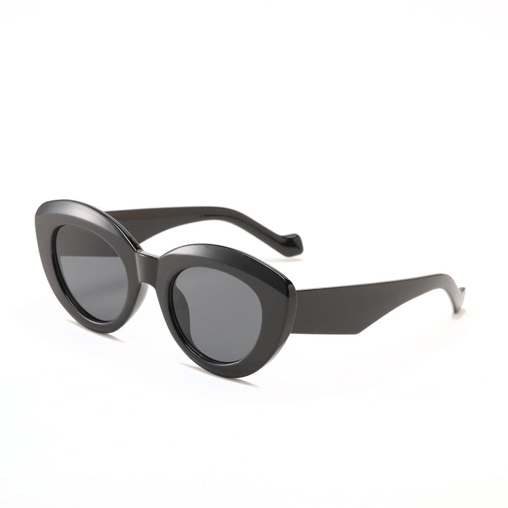 Dame Cat-Eye Solbriller med moderne plastikkinnet Luvikno