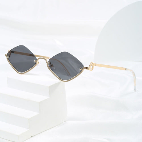 Dame mote kvadratisk solbrille med luksuriøs metallramme Luvikno