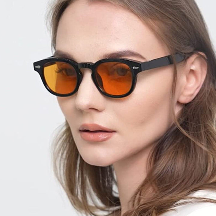 Dame moteriktig solbrille i elegant stil Luvikno